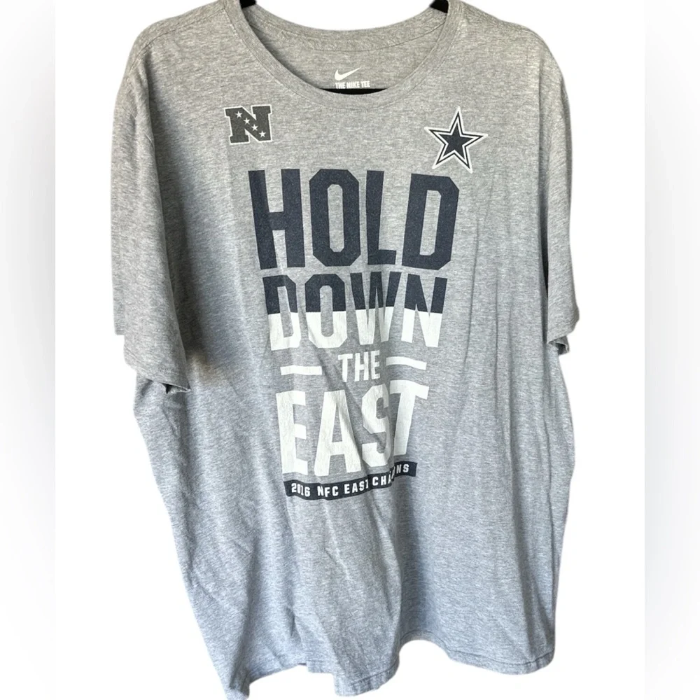 ☑️NIKE - Gray Hold Down the East Men's T-Shirt